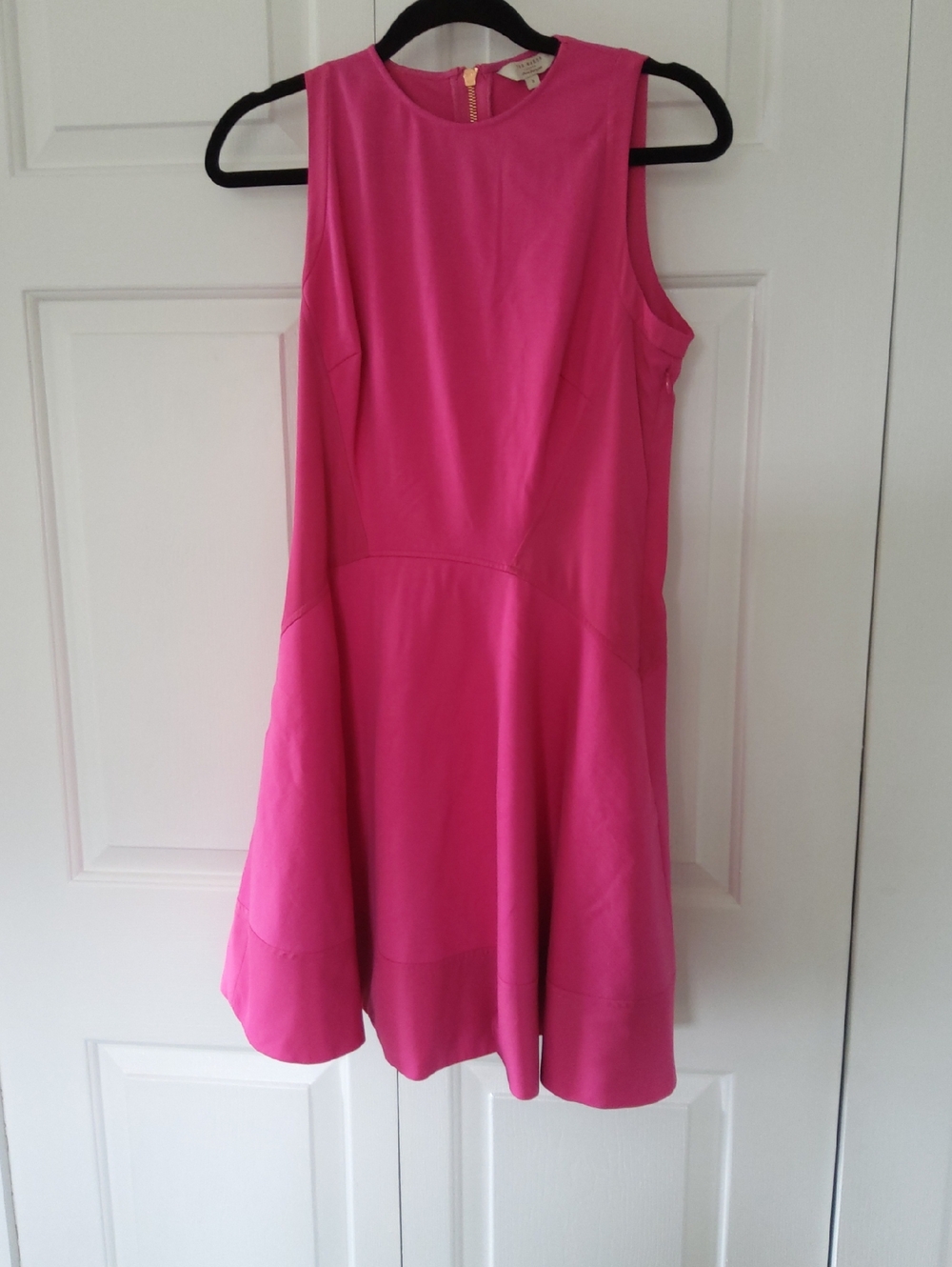 Ted Baker Bright Magentta Orchid Not Pink Sleeveless Dress Knee Length
